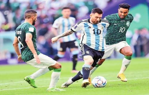 狮子来了！ 火腿「二刀流」一指柴田狮子主投明星赛后首战｜日职